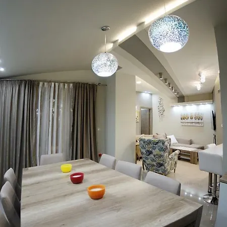 Βίλα Villa Zaros